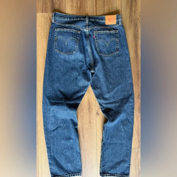 Levis 501 Premium Jeans Womens 33x29 Medium Wash Original Fit Button Fly 'Big E' - Picture 5 of 12